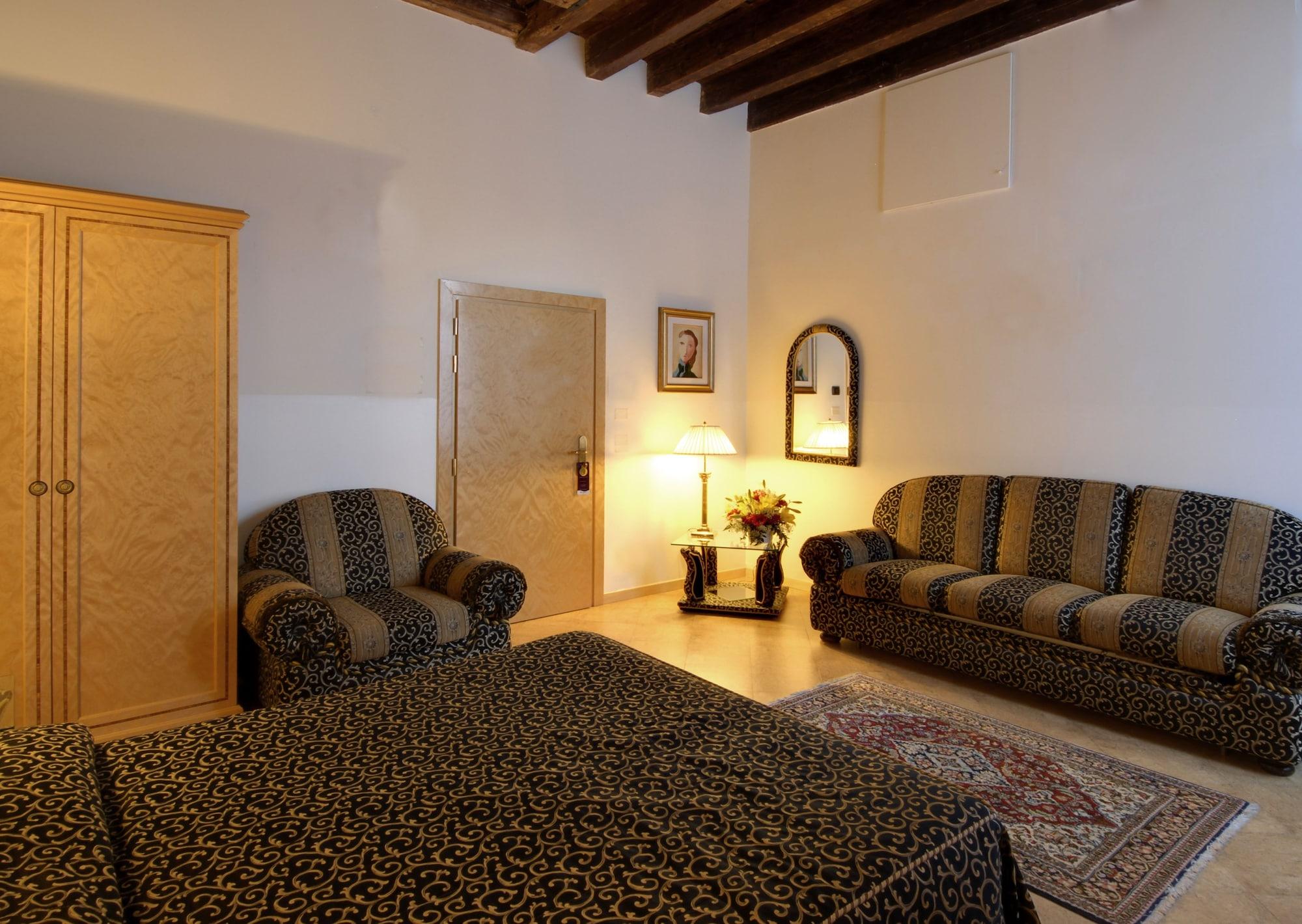 Ca' Bauta 3* Venice