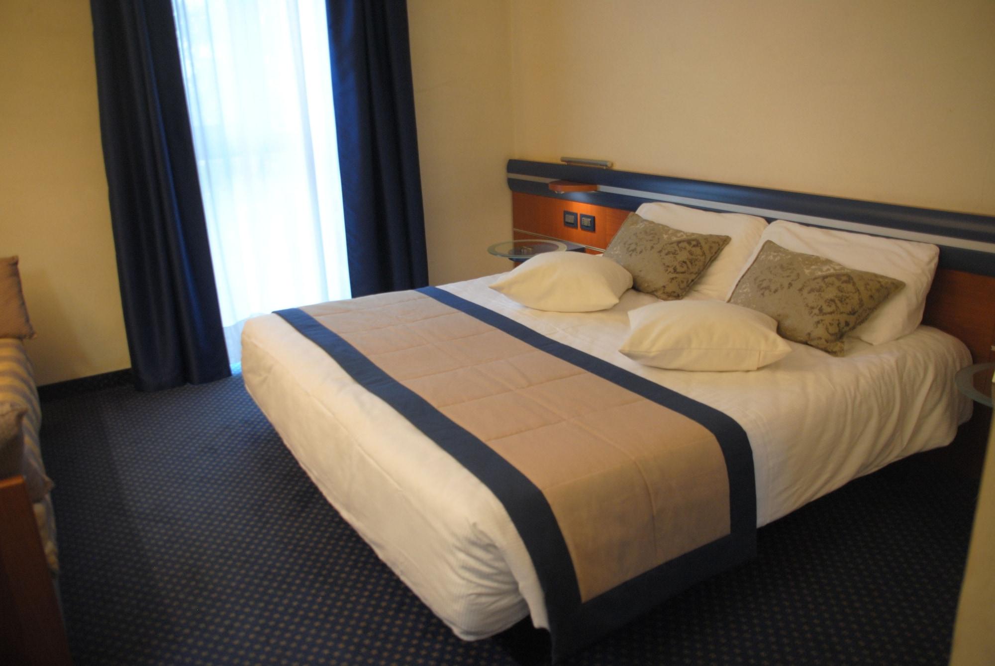 Giulietta Hotel 4*