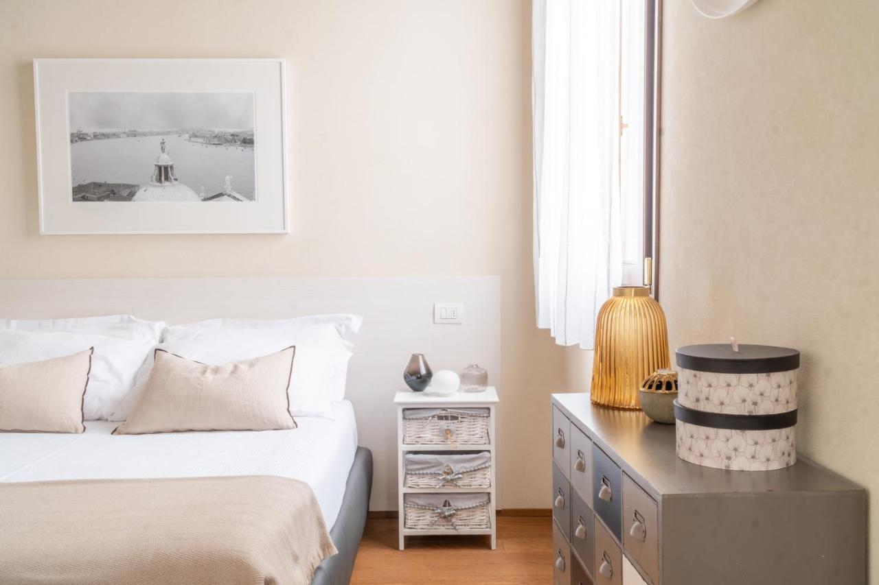 Santa Fosca Design R&r