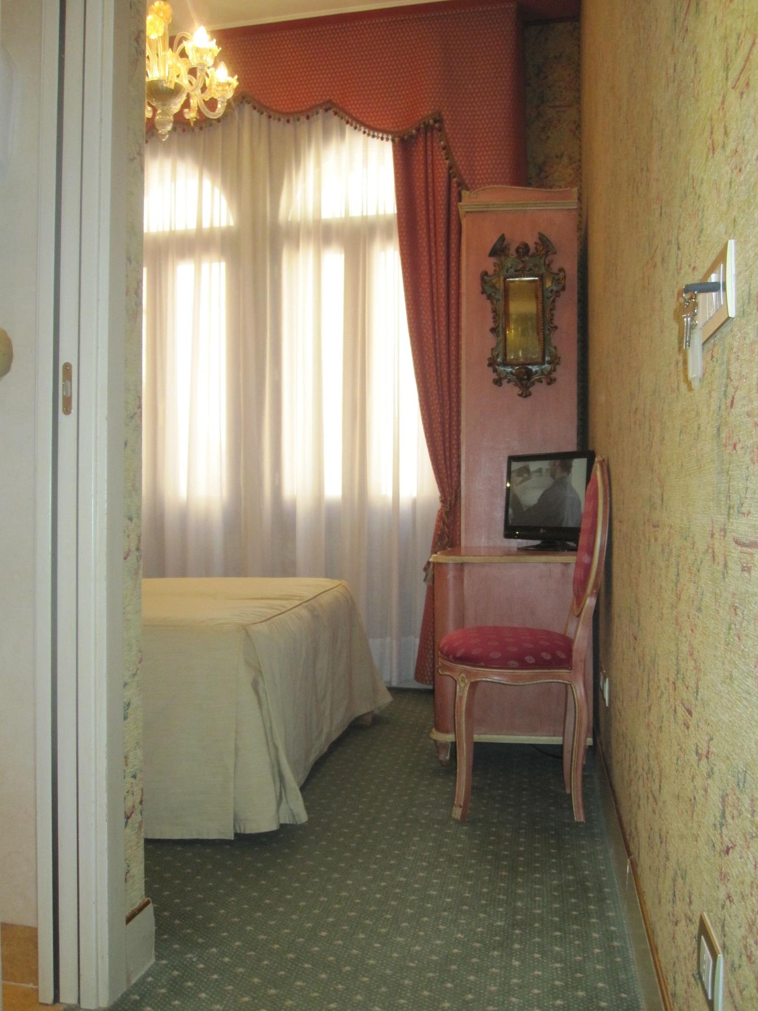 Ca' Del Brocchi 2* Veneza