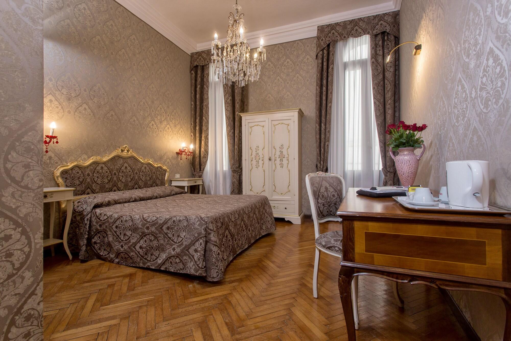 Mezzo Pozzo Hotel 2*
