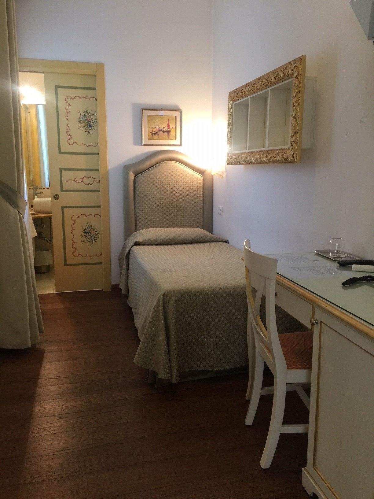 Ca' Dei Polo 3* Venice