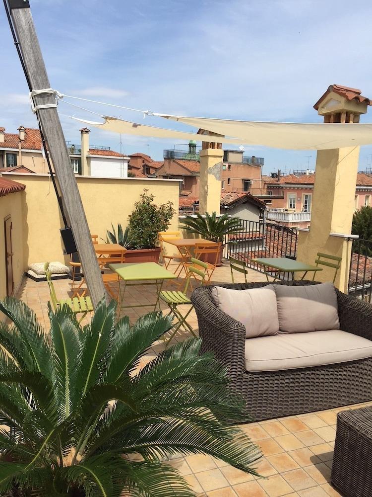 Ca' Dei Polo 3* Venice