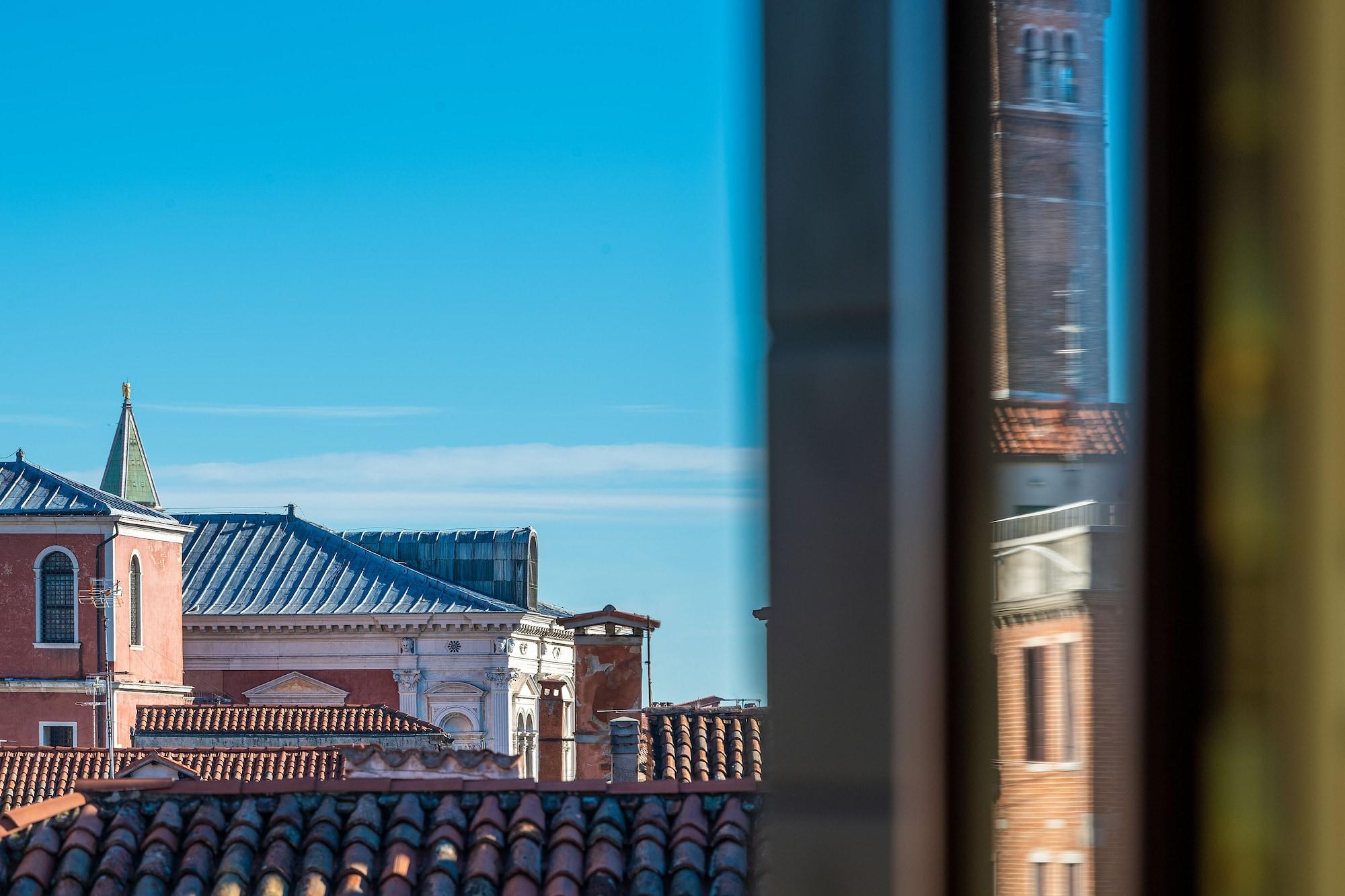 Palazzo Odoni