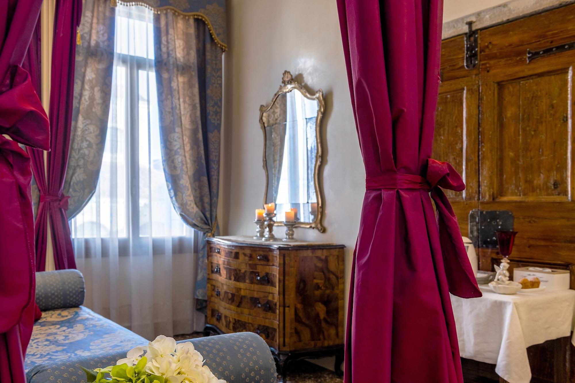Palazzo Odoni Guest house