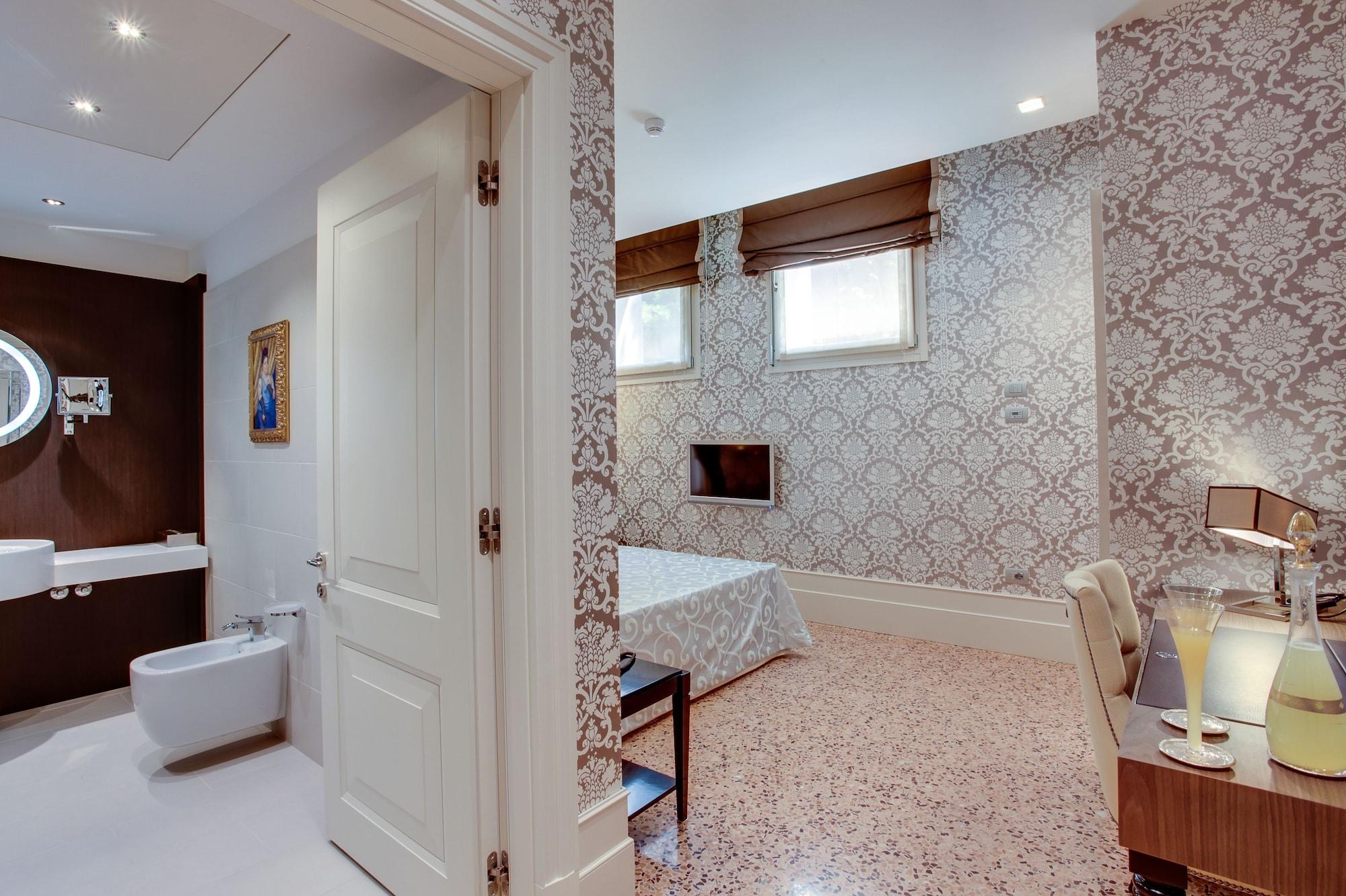 Moresco Venice