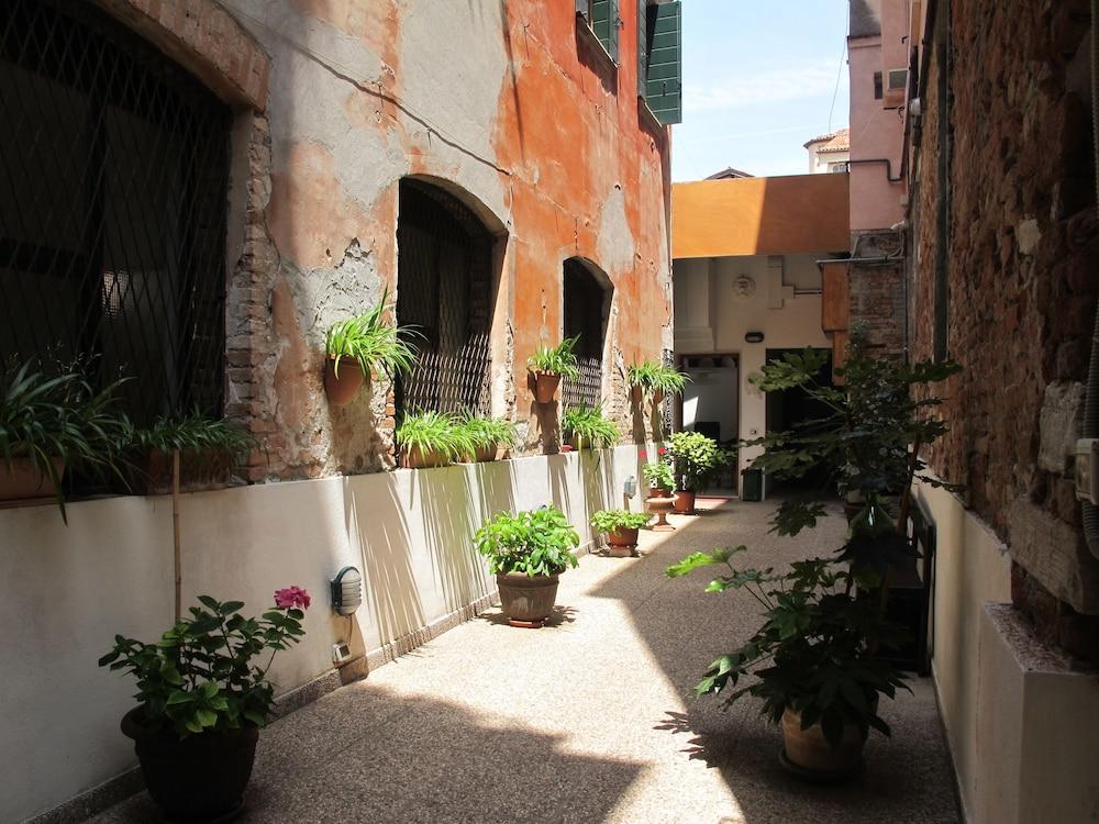 Guest house Antica Raffineria