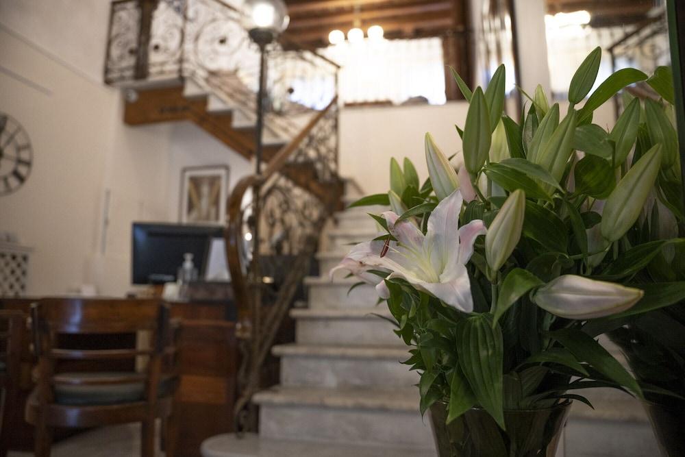 Art Deco Guest house 3*