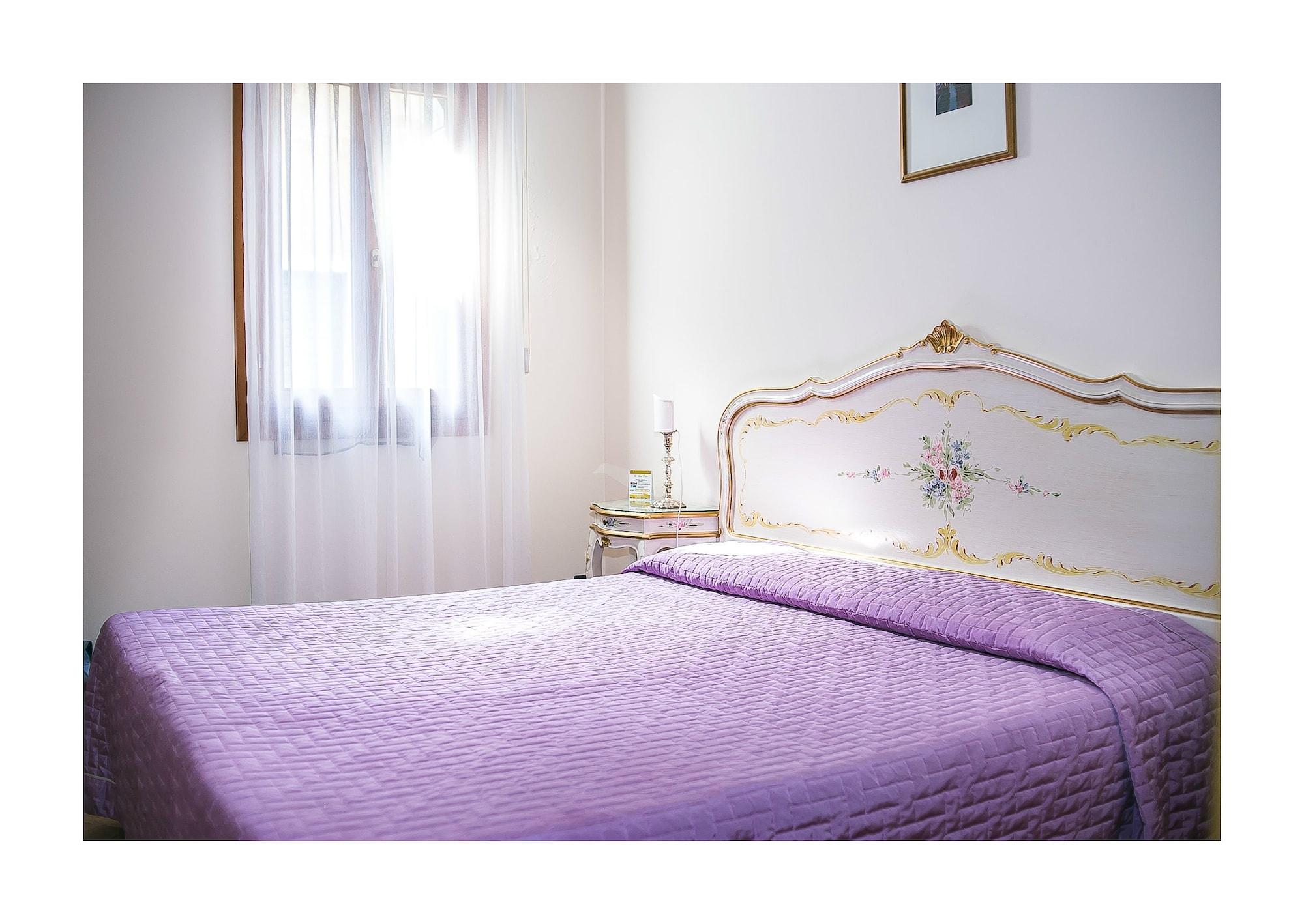 Guest house Ca' Leon D'oro 3*