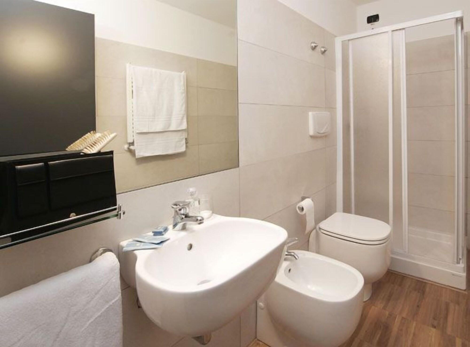 Hotel Mary 3*