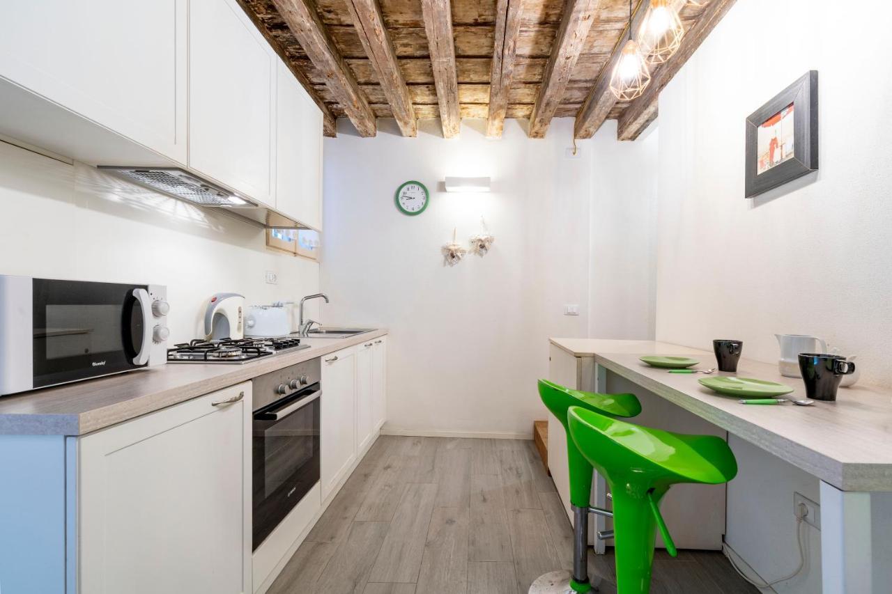Apartment Ca' Lirica *