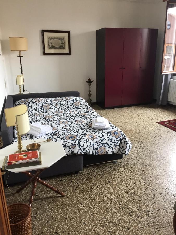 Calle San Giacomo Apartment *