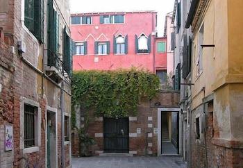 Ca' Centopietre Venice