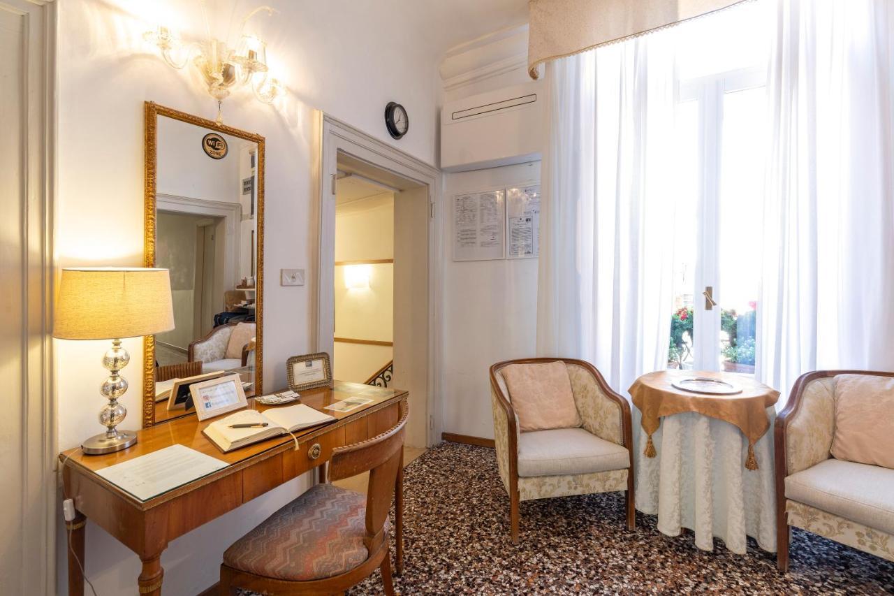 Hotel Casa Petrarca *