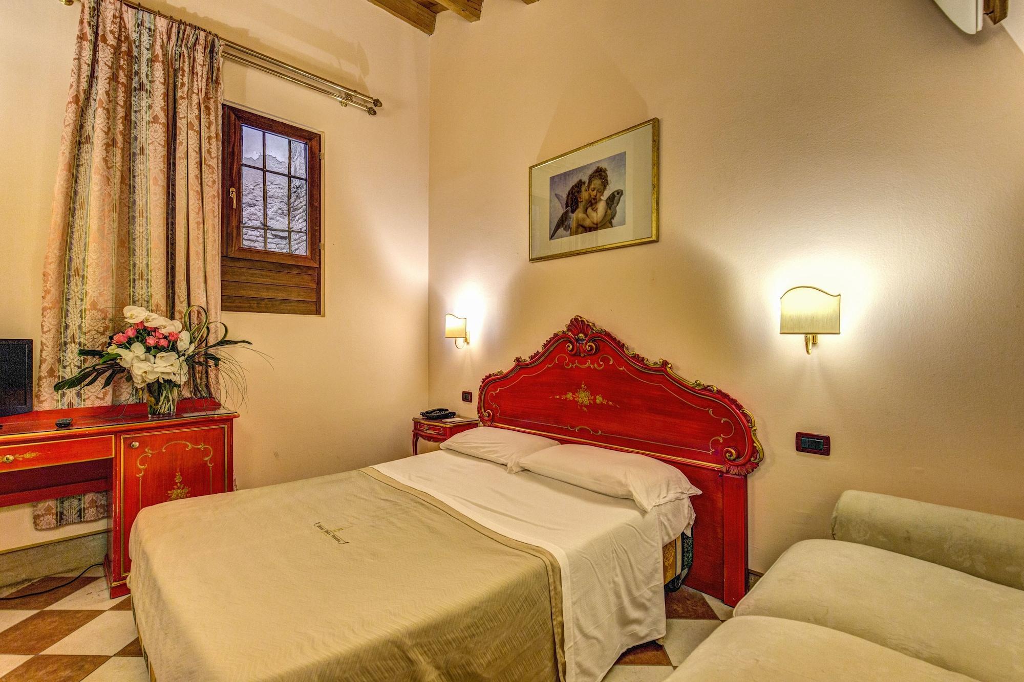 Residenza Ca' San Marco 3*