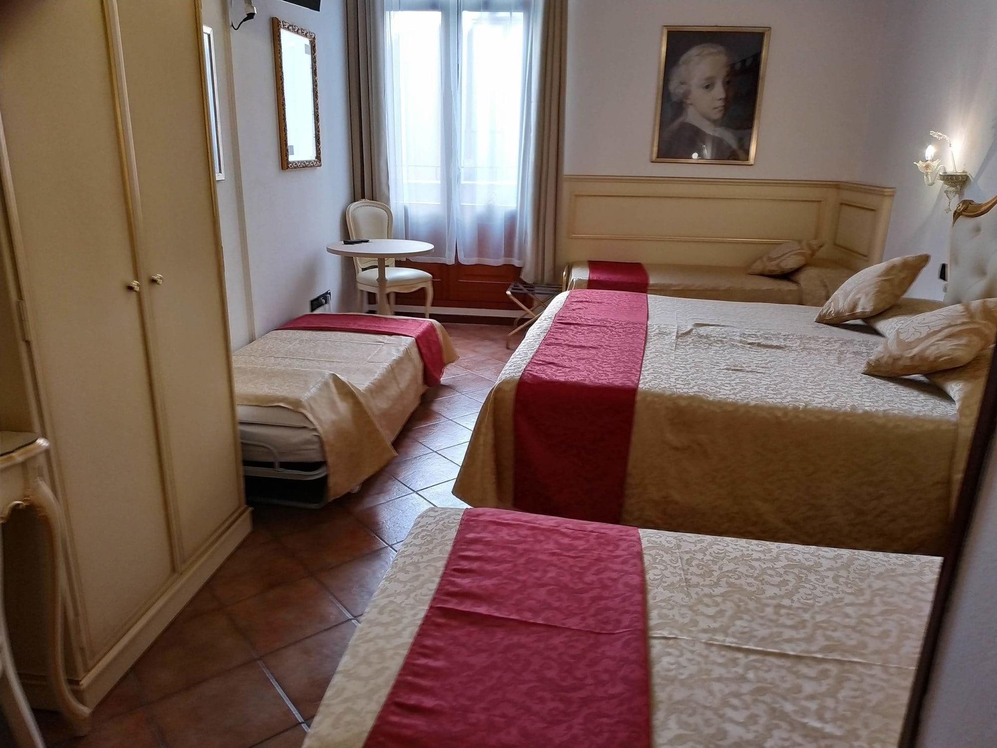 Guest house Alloggi Ss Giovanni E Paolo Venice