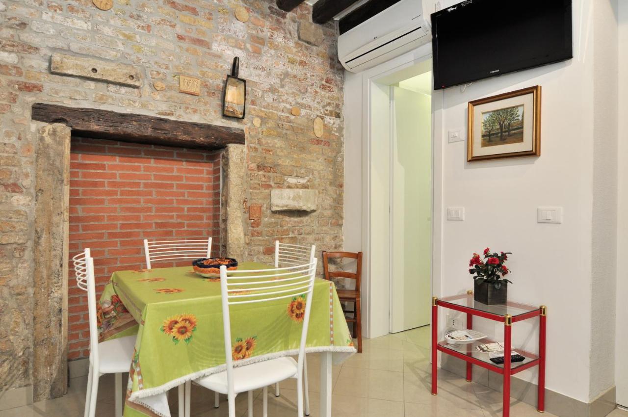 Apartment Cozy Near Rialto Bridge/ St.mark Square