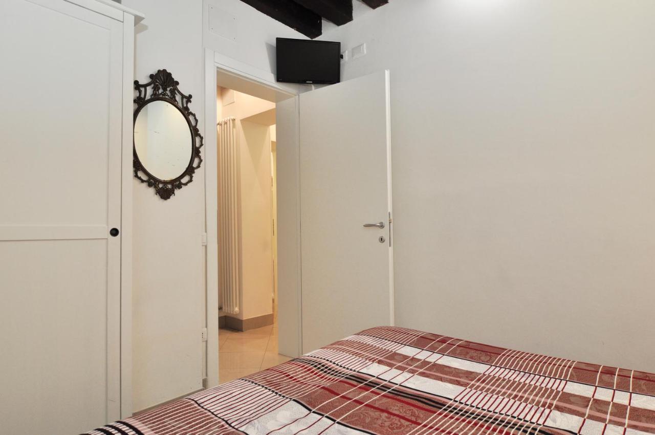 Cozy Near Rialto Bridge/ St.mark Square Apartment Venice