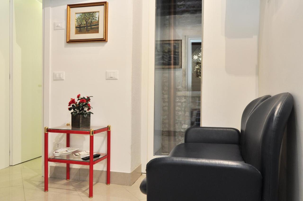 Cozy Near Rialto Bridge/ St.mark Square Apartment *