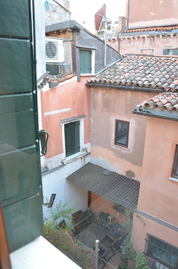 Casa Di Sam, * Venice