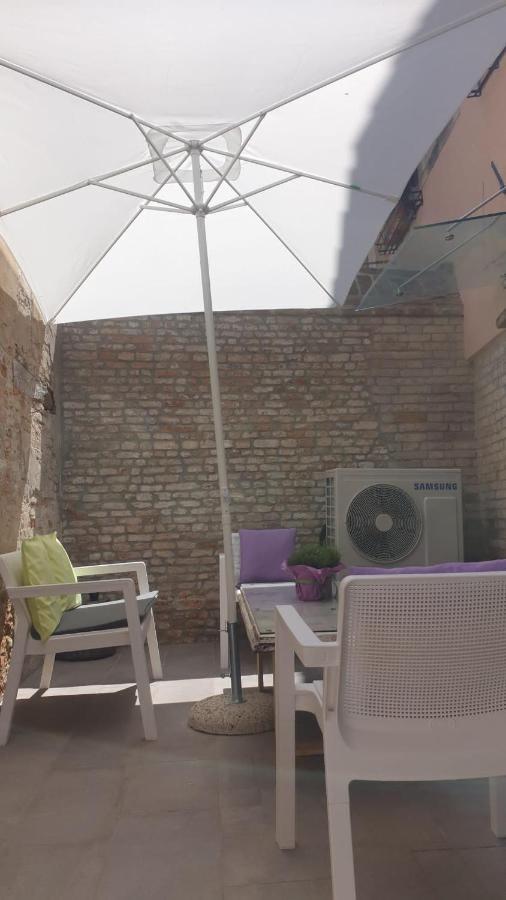 Apartment With Private Courtyard