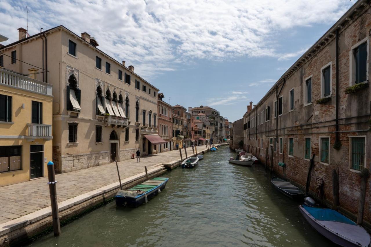 Ca' Longo Palace Damasco Veneza