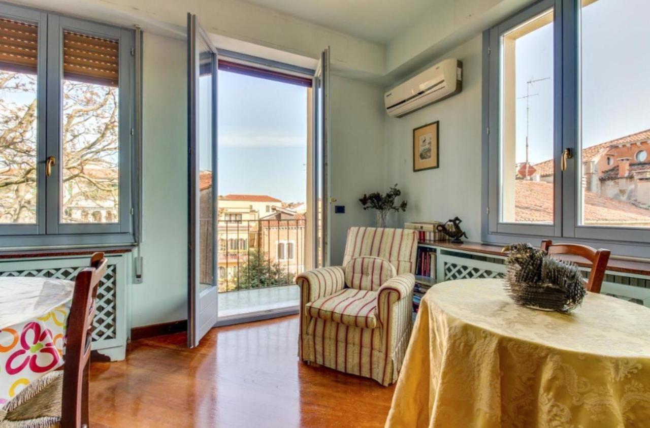 San Vio Dorsoduro Academia By Halldis Venice