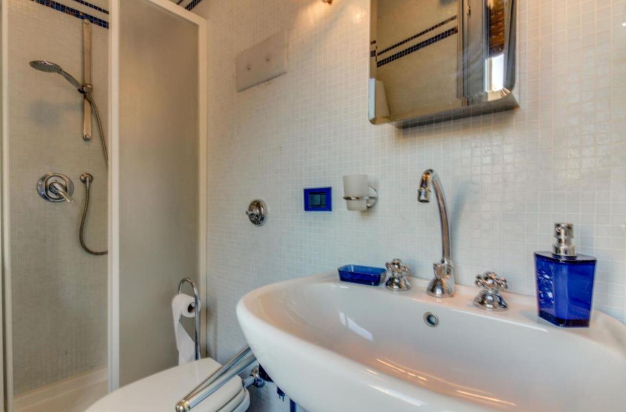 Apartment San Vio Dorsoduro Academia By Halldis