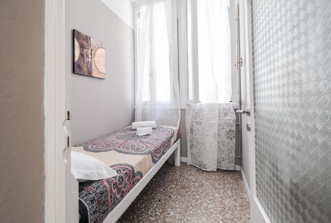 Ai Greci Residenza Quaggio Apartment