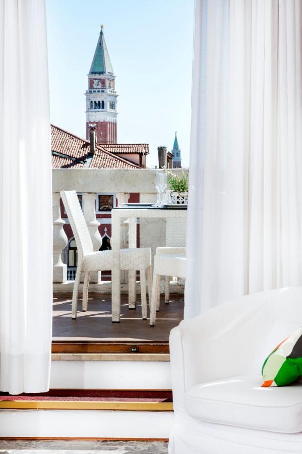 Ve-nice Rialto View Rt-12