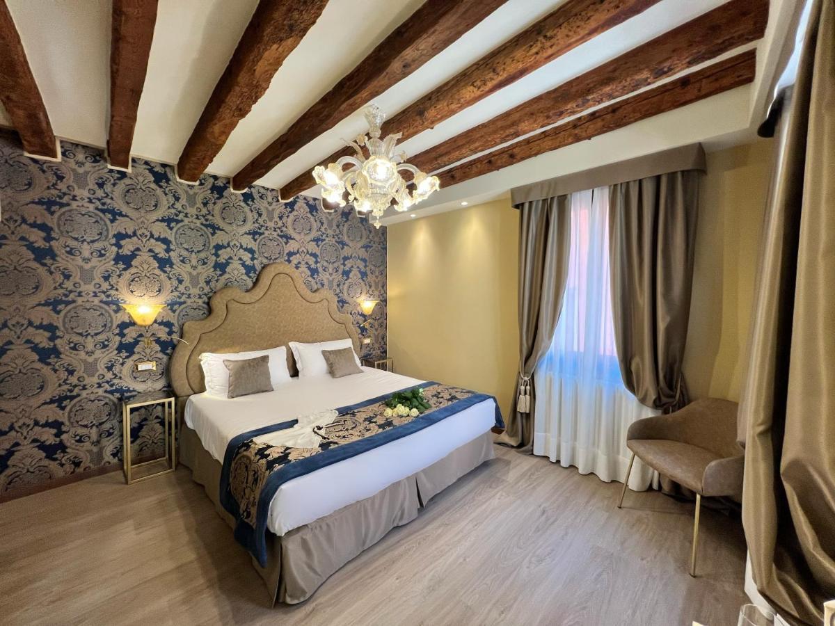 Ca Dell'arte Palace Bed & Breakfast