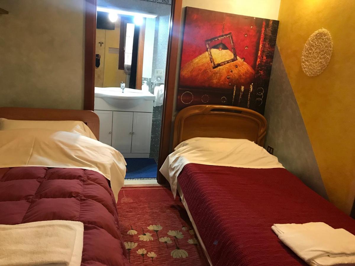 Ca ' San Samuele Apartment *