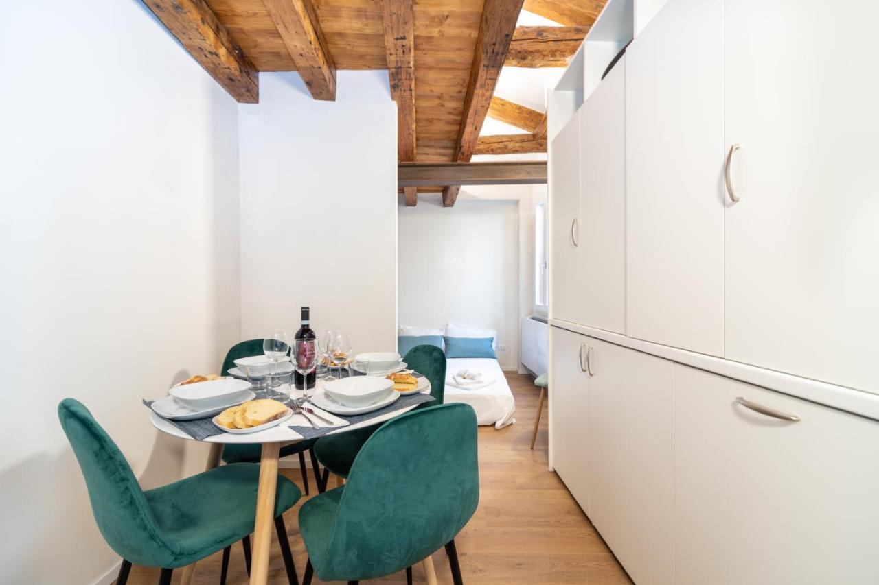 Palazzina Schiavoni * Venice