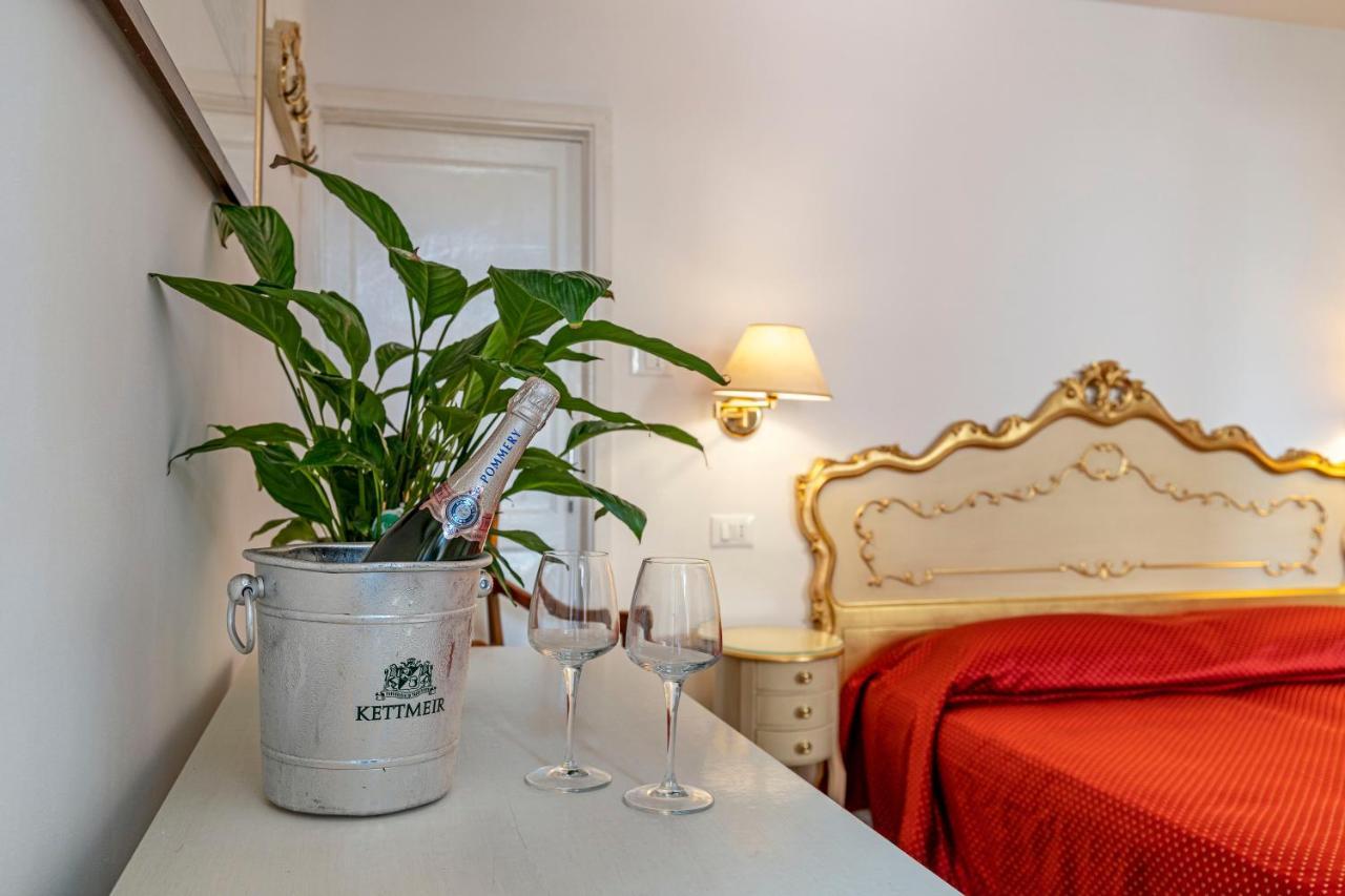 San Luca Flats 3*