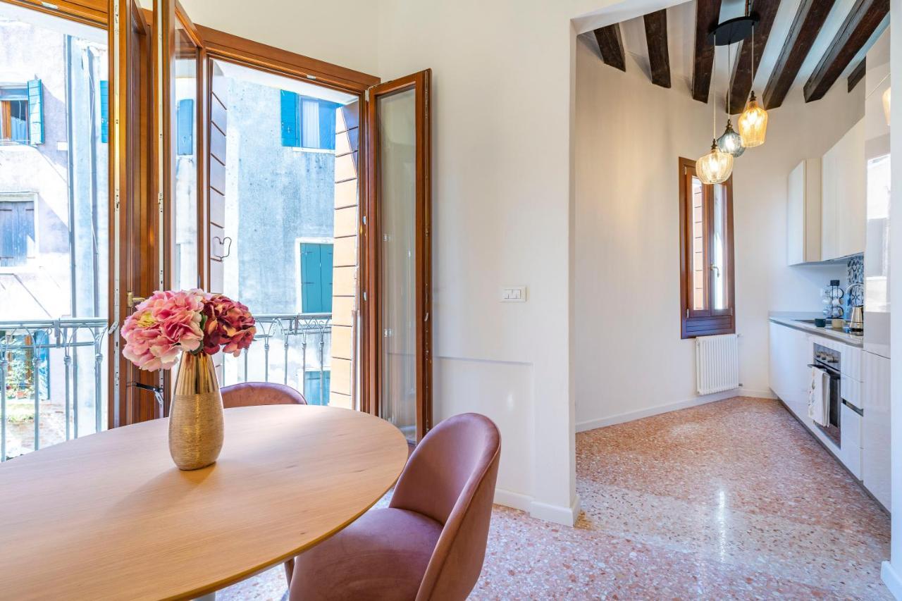 Querini Suite-balcony On Canal, Close To San Marco * Venice