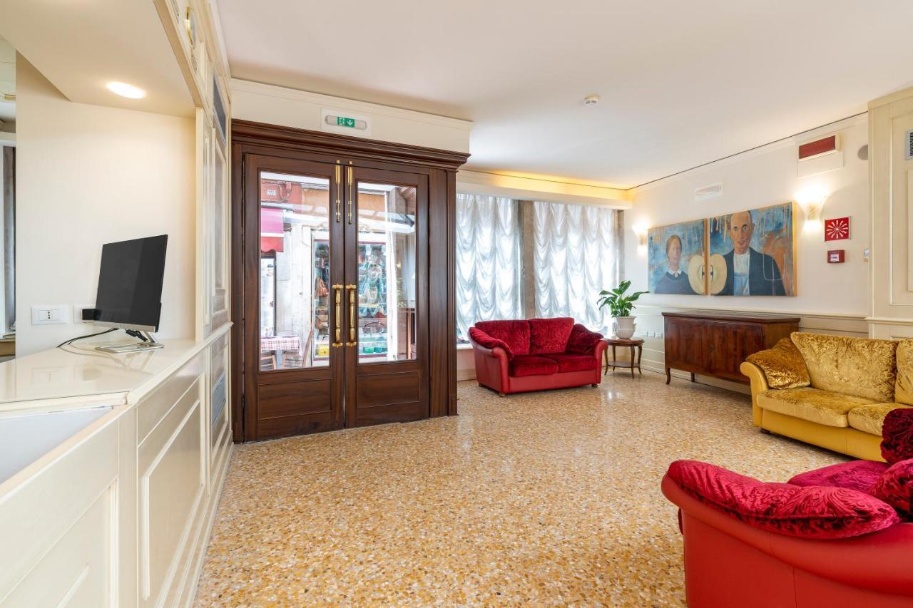 Bella Hotel 4*