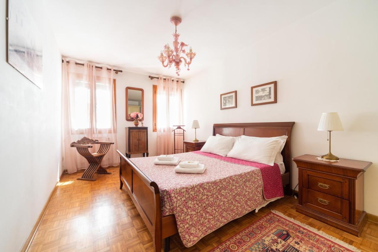 Campiello San Rocco Venice