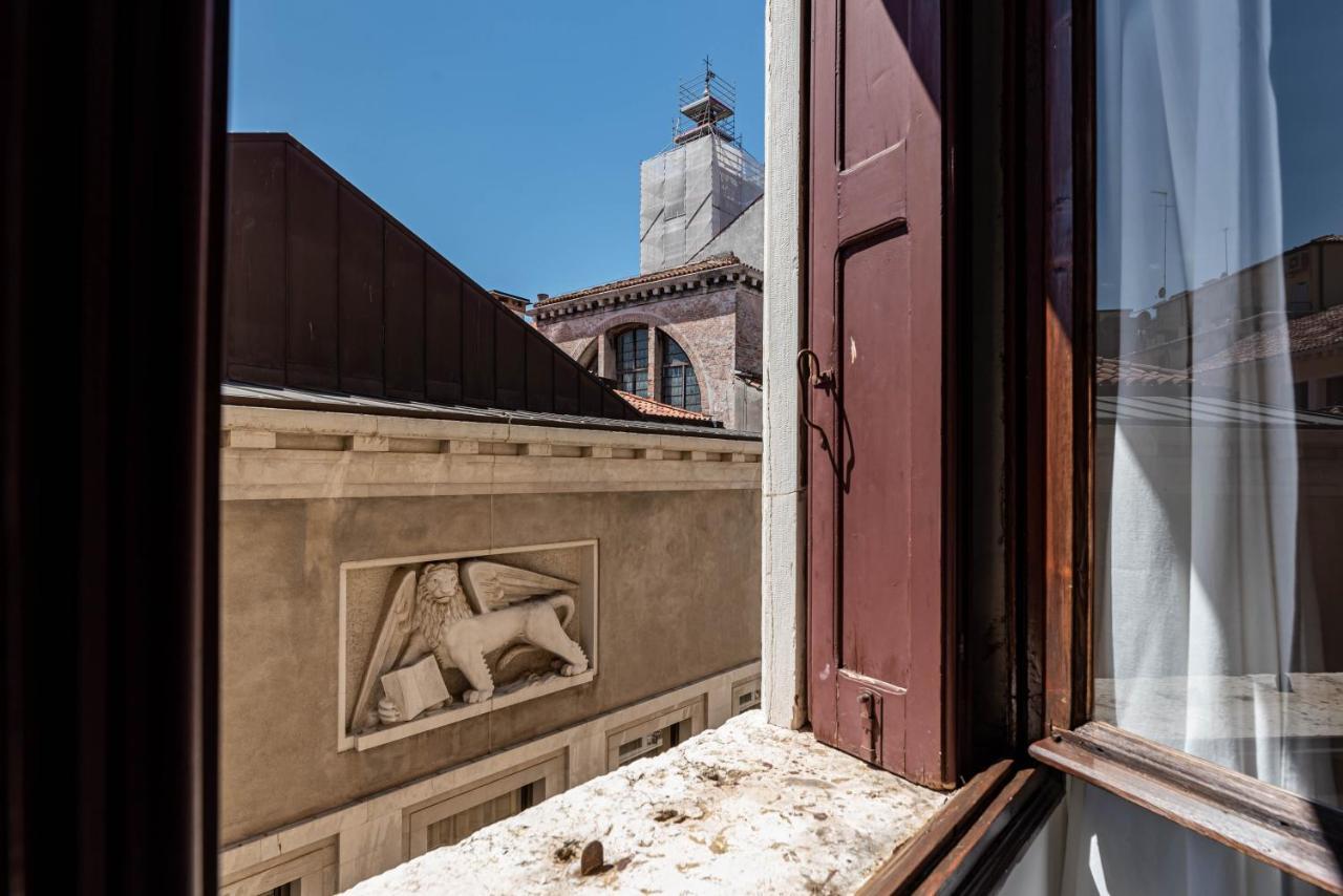Apartamento Venezia-san Marco View On Luxury Shopping Street Veneza