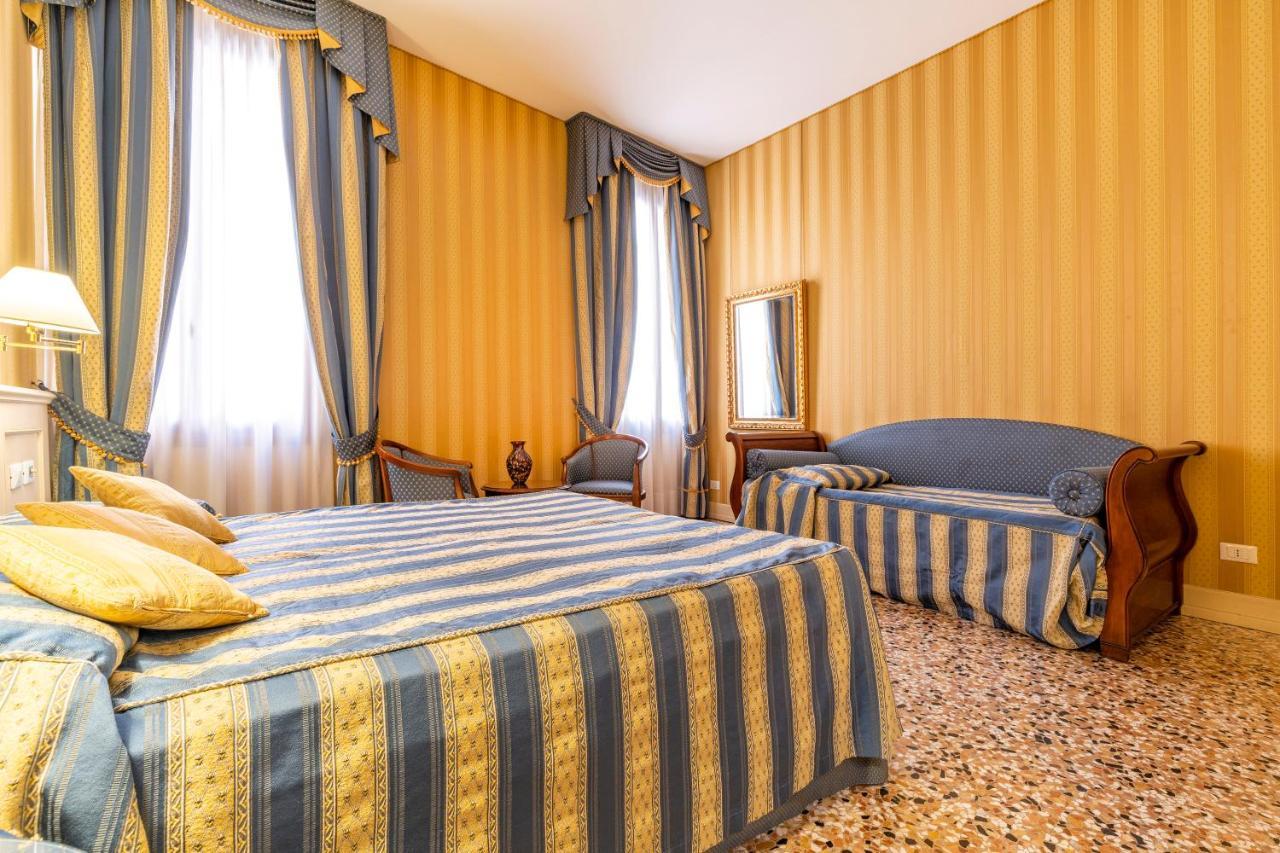 Hotel Bella