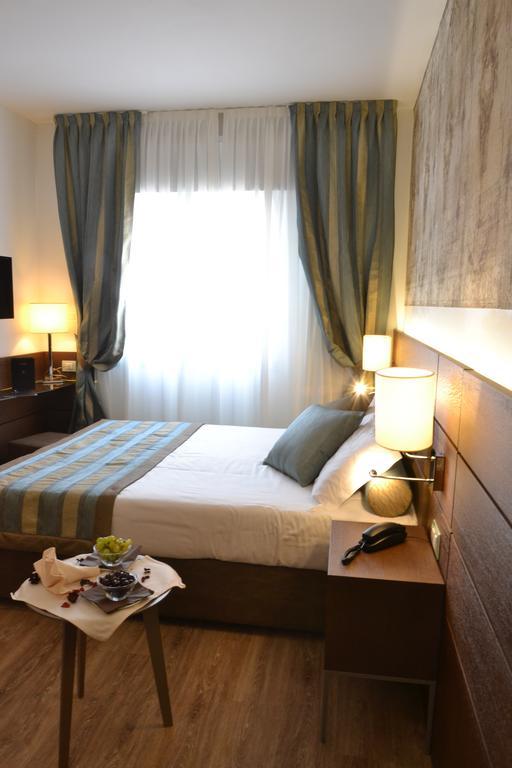 Hotel Lh Sirio Venice