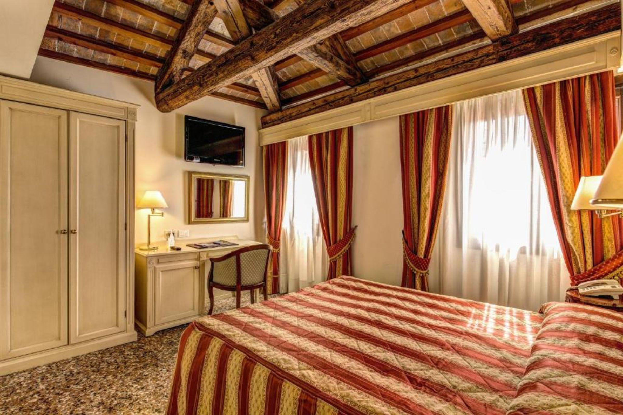 Bella Hotel