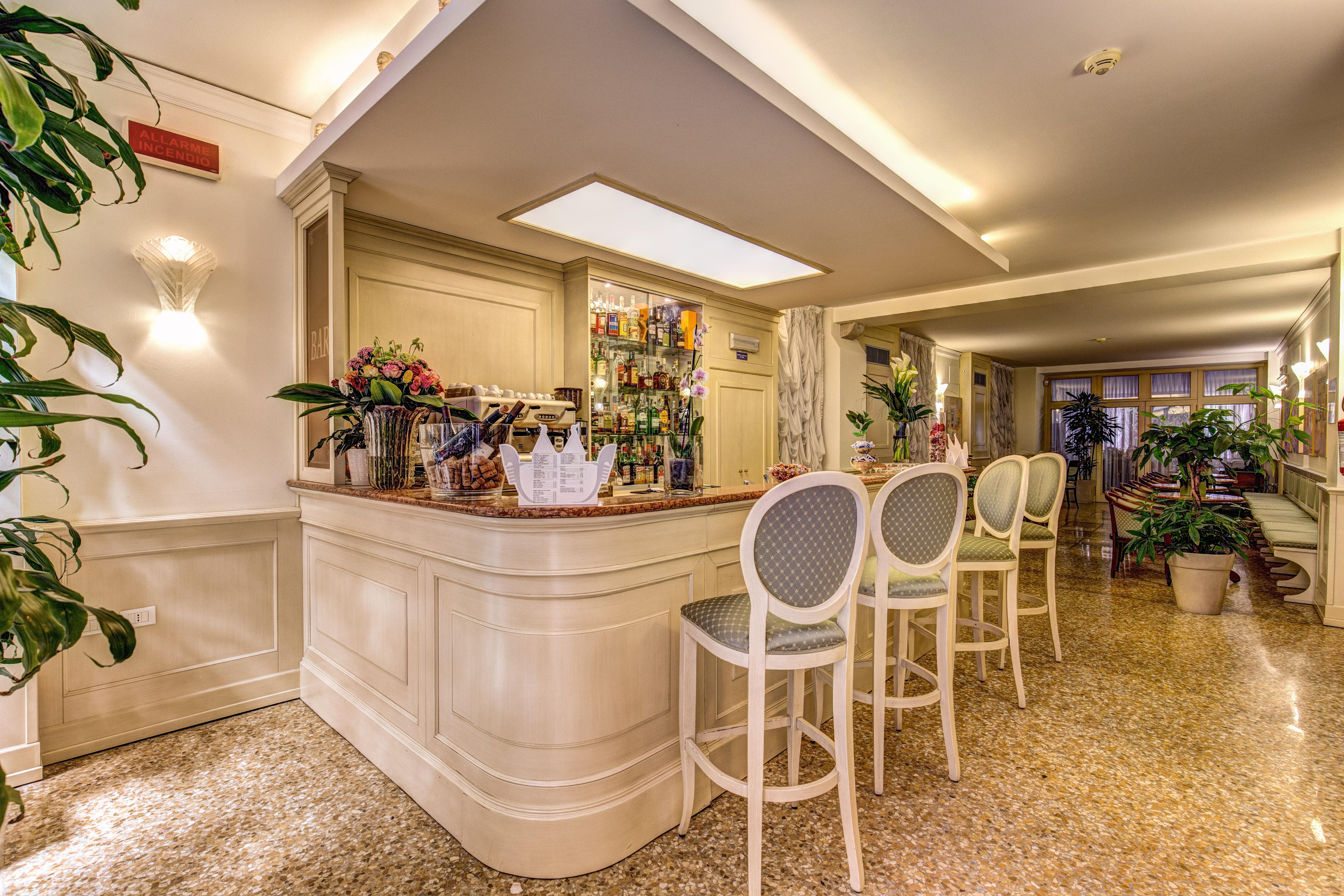 Hotel Bella