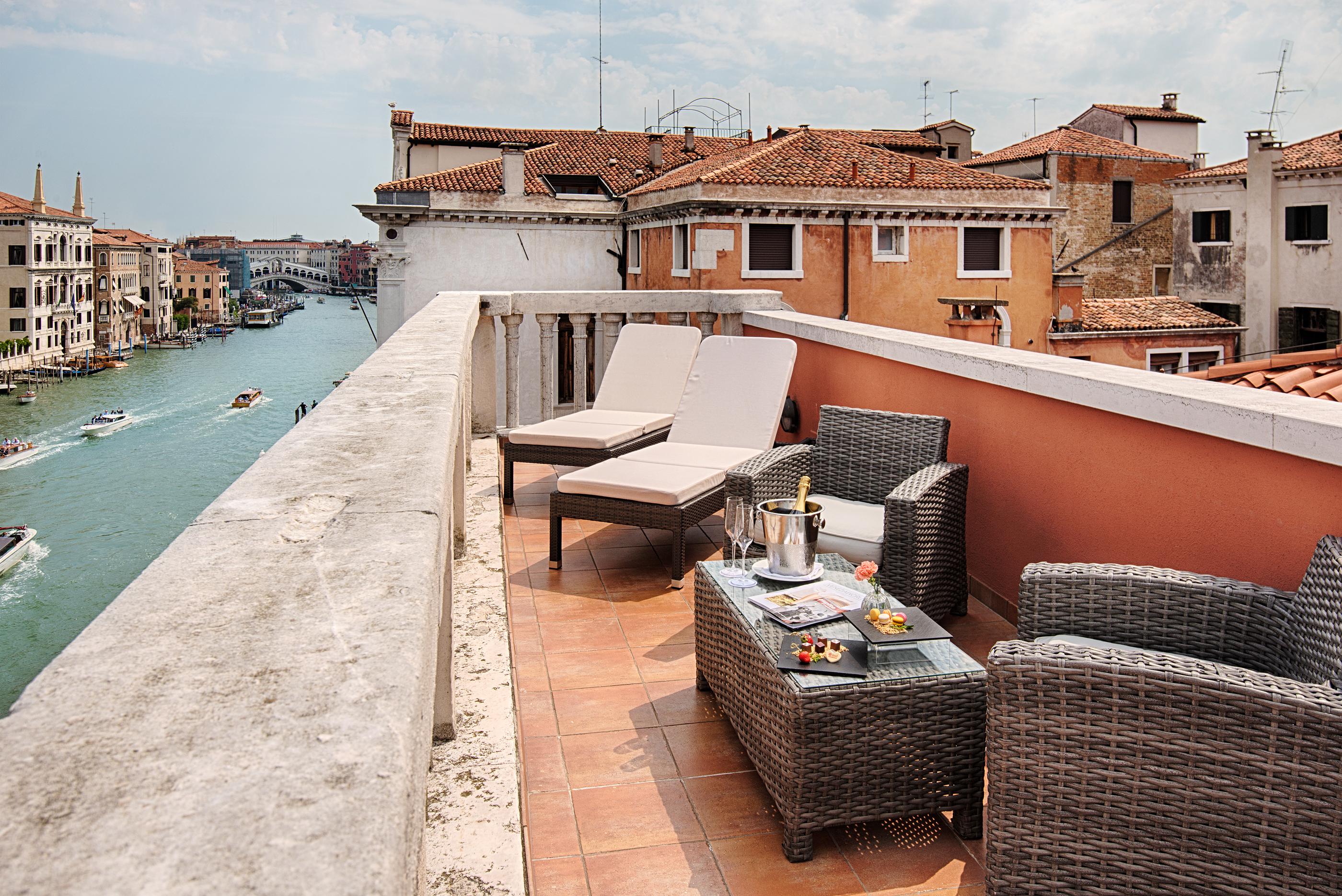 Palazzo Barocci 4*