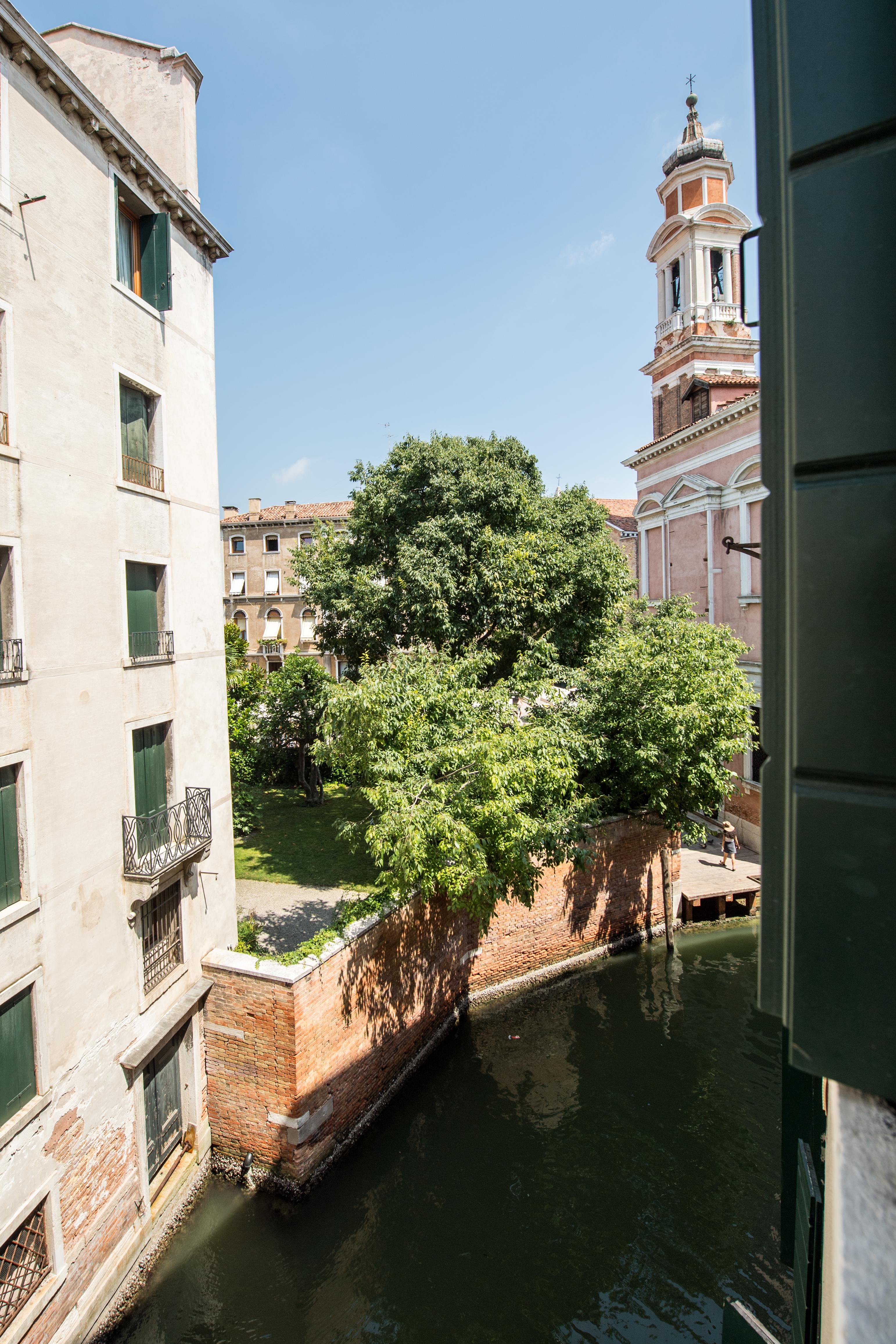 Guest house Locanda Leon Bianco On The Grand Canal 3*