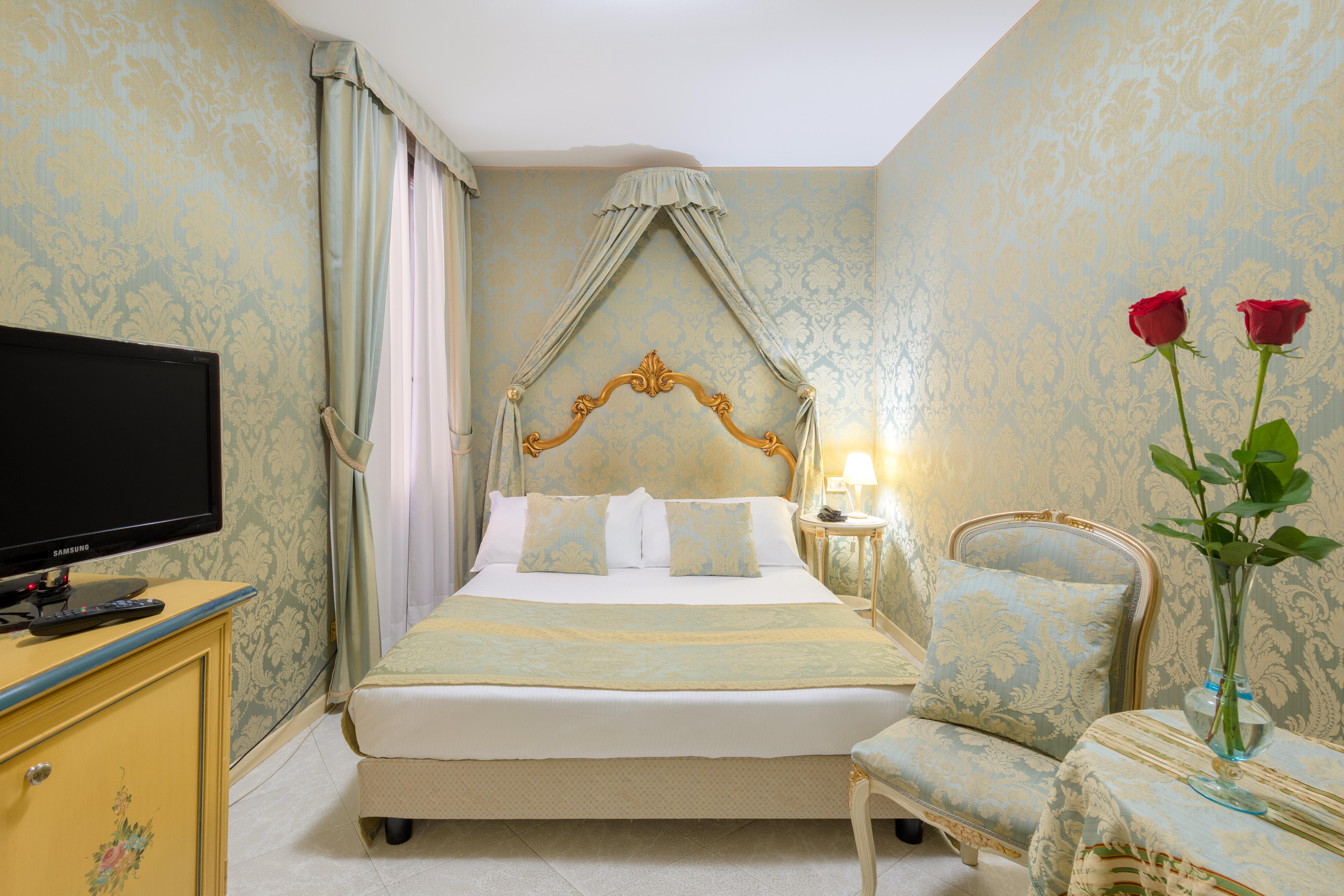 San Giorgio 3* Venice