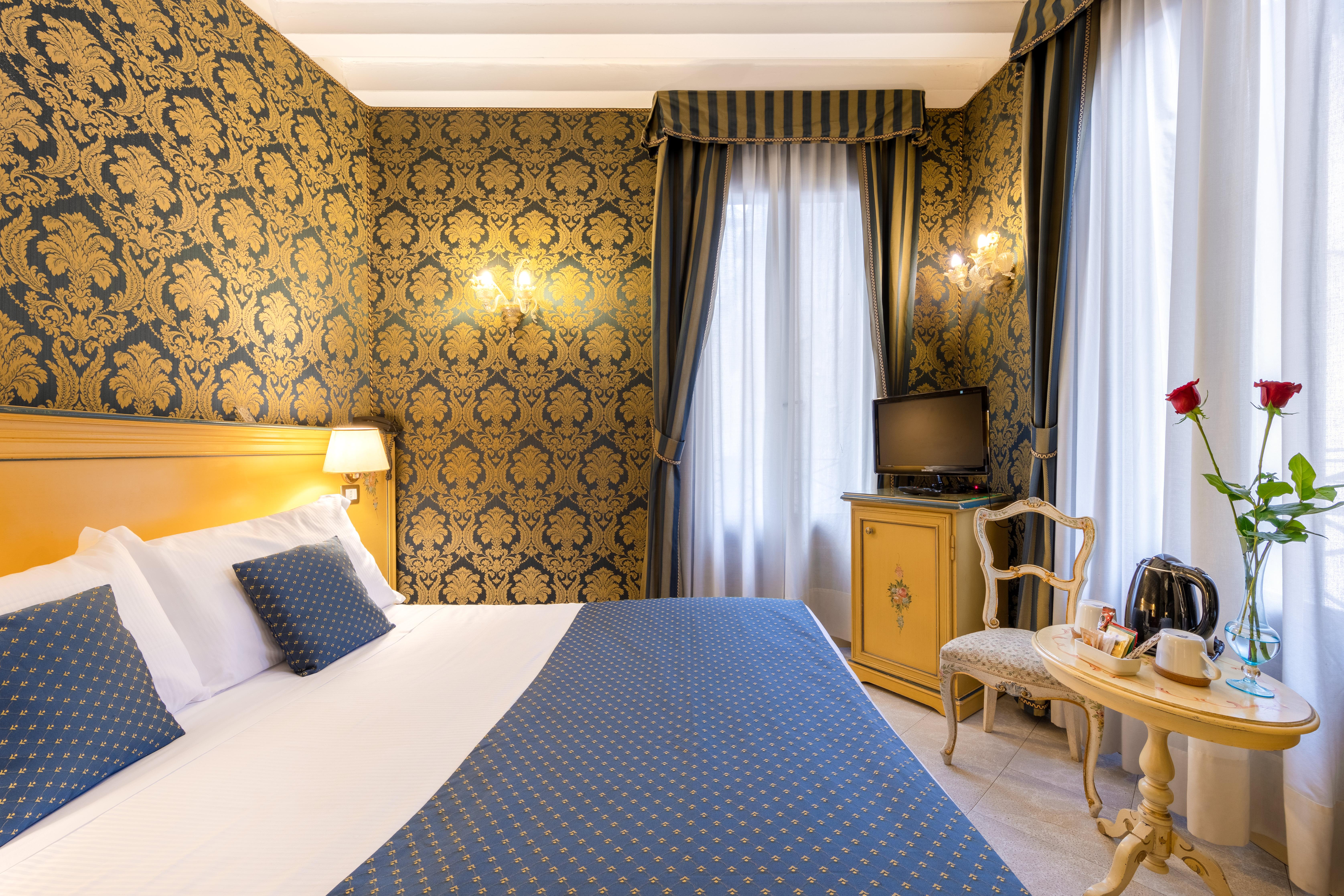 San Giorgio 3* Venice
