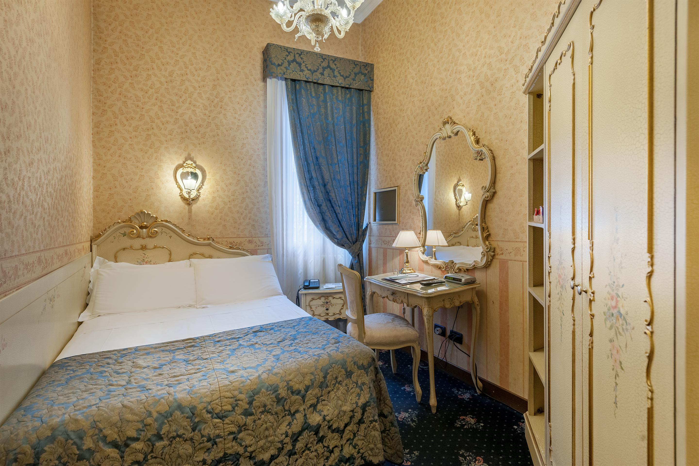 Montecarlo Hotel