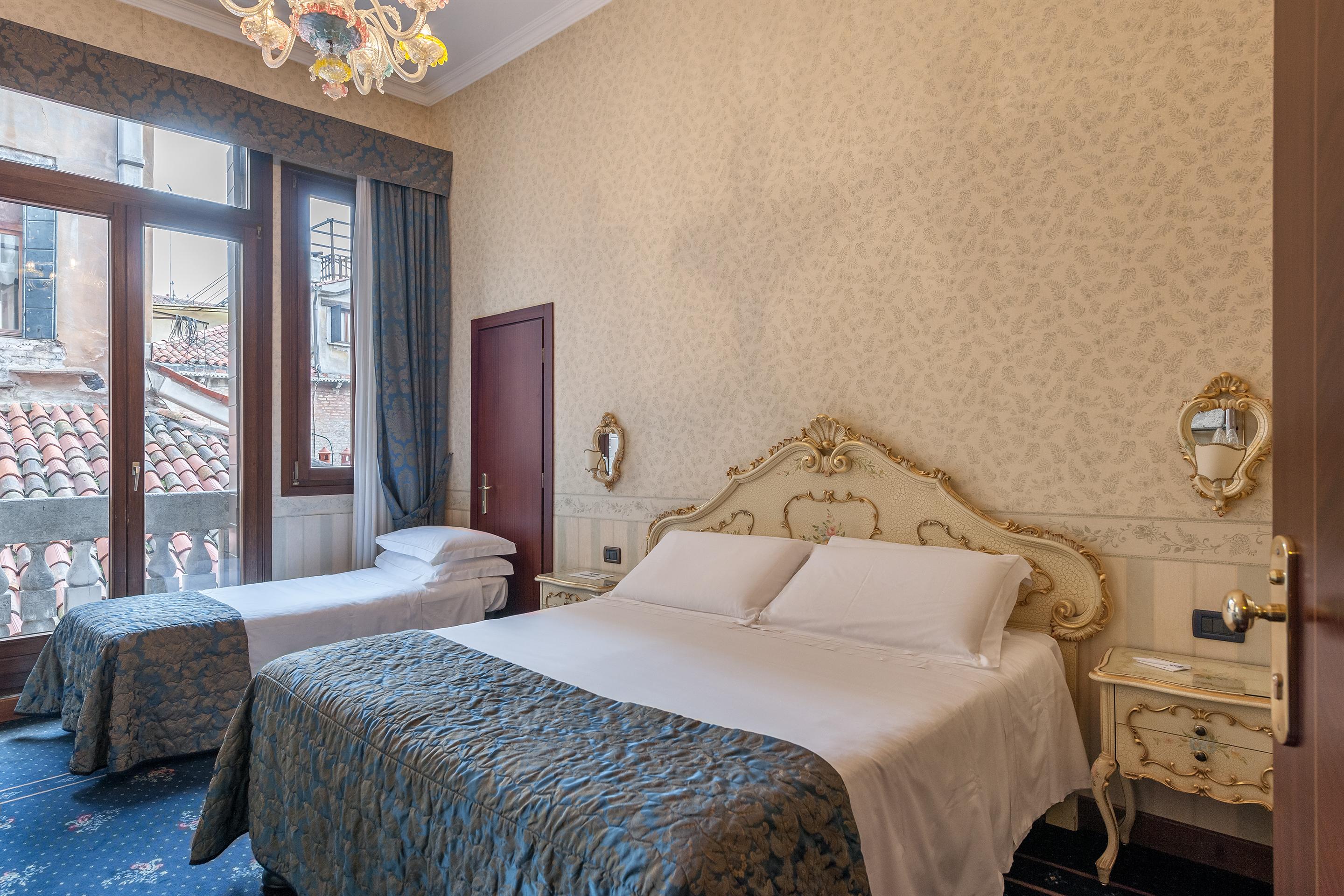 Hotel Montecarlo 3*