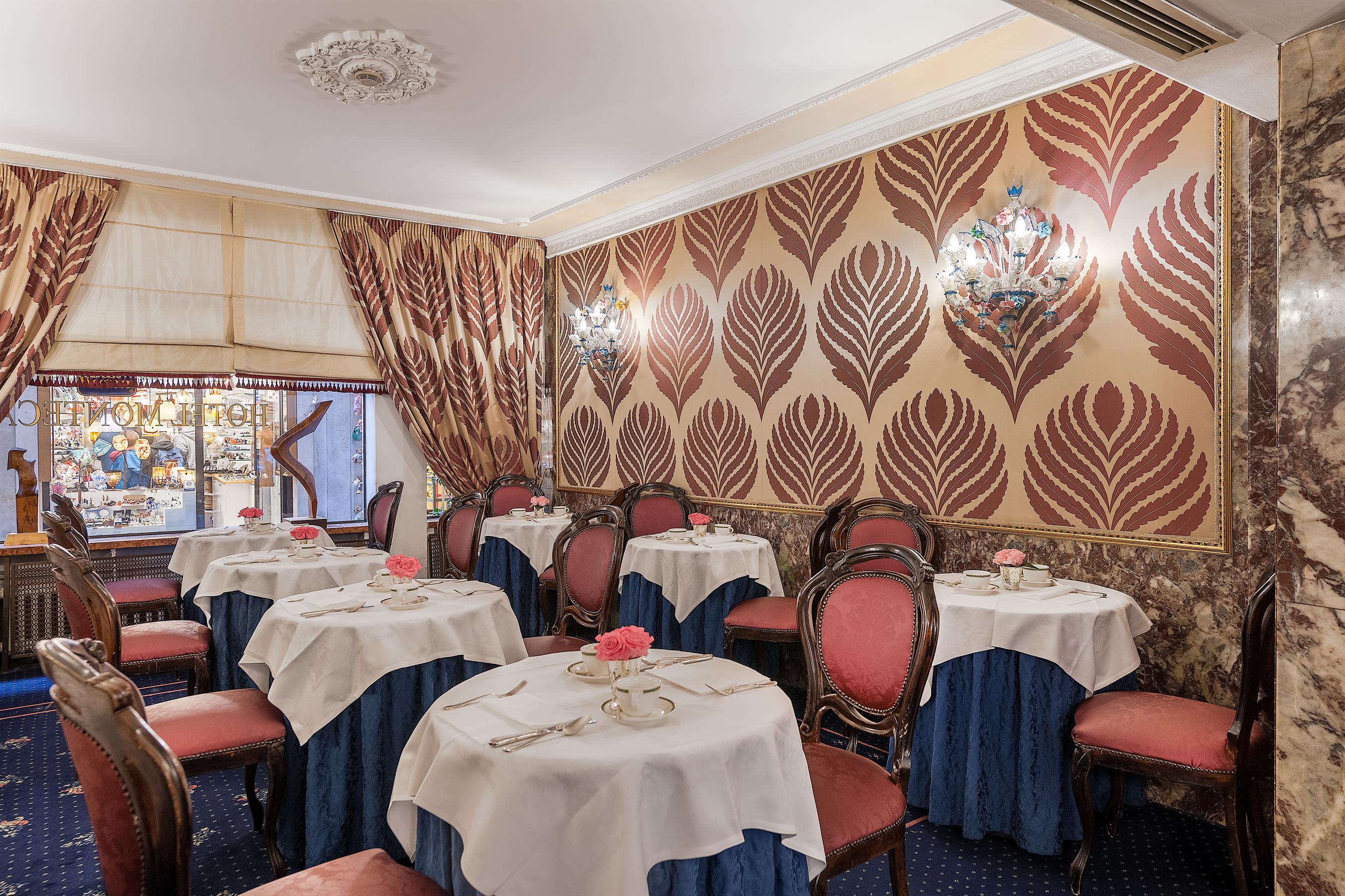 Montecarlo Hotel