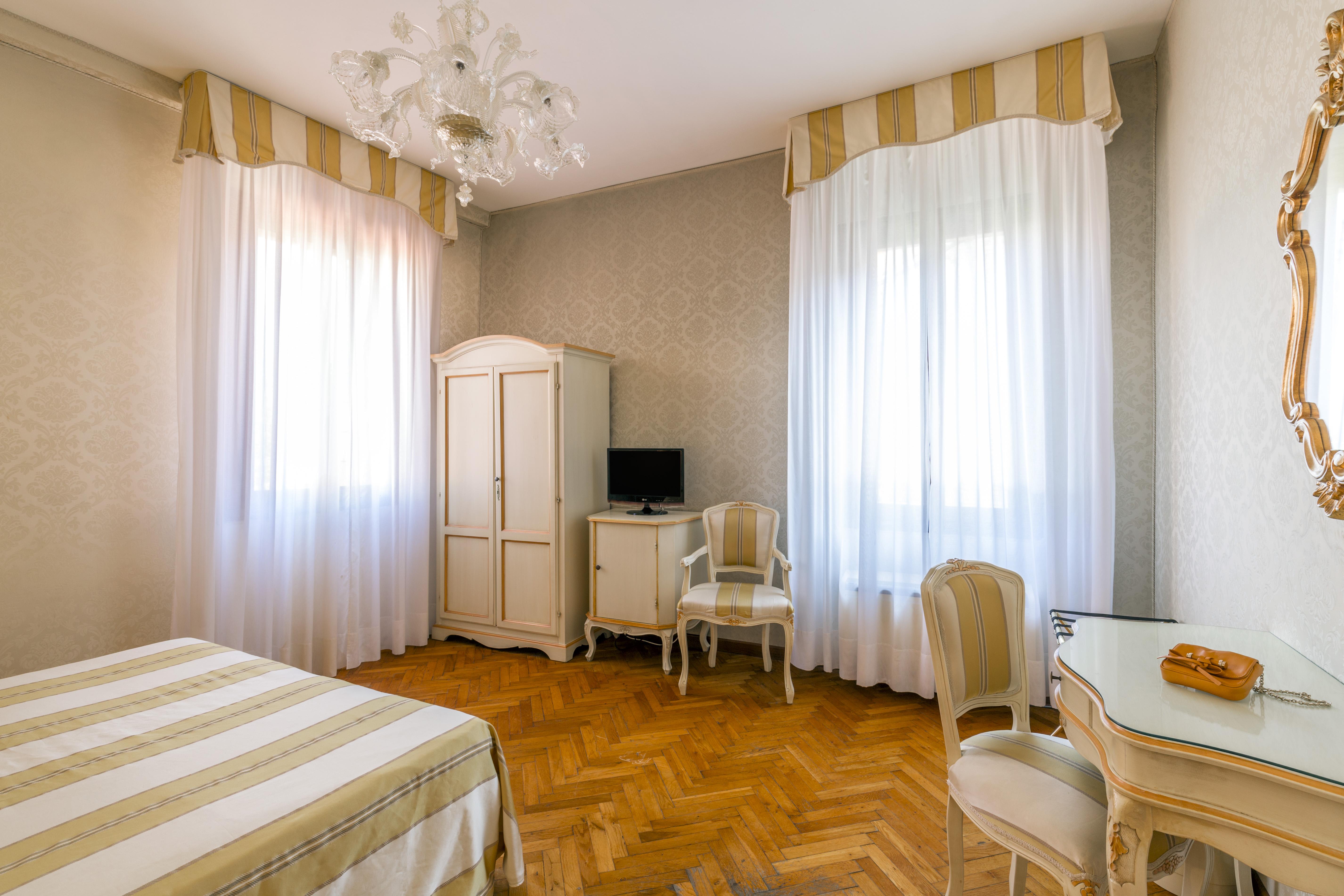 Casa de hóspedes Palazzo Guardi 3*